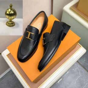 Shoes DD7